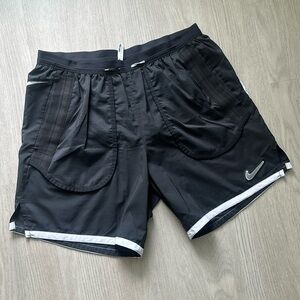 Nike 7” Flex Stride Wild Run lined Running shorts size L